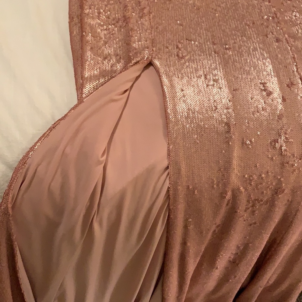 𝅺🌷PROM Dress pink sequins gown by Dress the Population Size 2.  Worn once - Picture 11 of 12